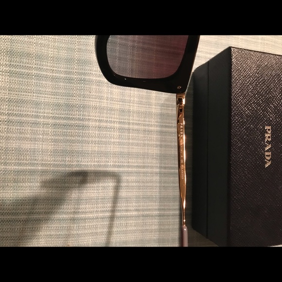 Prada Sunglasses SPR53s polarized Cat eye - Picture 4 of 8
